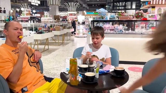 Miss Katy|Мисс Кэти Еда одного цвета Челлендж