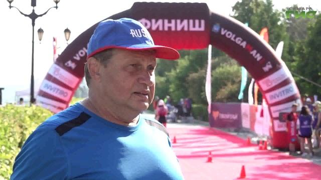 Массовый забег в День России: в Самаре прошёл фестиваль "Лёгкая атлетика — королева спорта"
