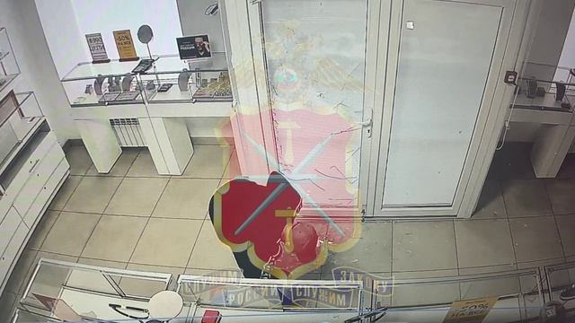Полицией задержан скрывшийся в Ивановской области похититель украшений из ювелирного магазина в Туле