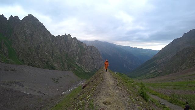 ЧУТЬ НЕ ЗАСТРЯЛИ НА ГОРЕ  |  ЦЕЙСКОЕ УЩЕЛЬЕ В ОСЕТИИ |  В ПОИСКАХ МИНЕРАЛКИ  | ЗАБРОШЕННЫЙ САНАТОРИЙ