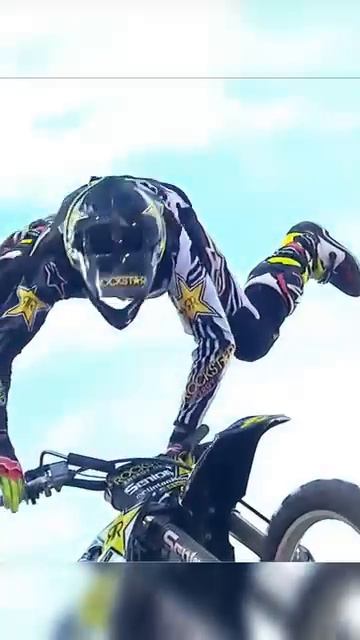 Топ 🏆 трюк

#motocross #moto 
#sport #sportlife #motivation
#braap #freestyle #motolife #freestylem