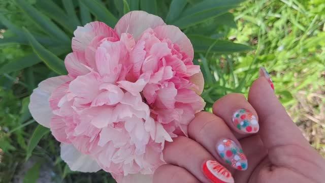 🌸🍉 "Летний Маникюр: От Цветов к Сочным Фруктам!" 🍍🌼