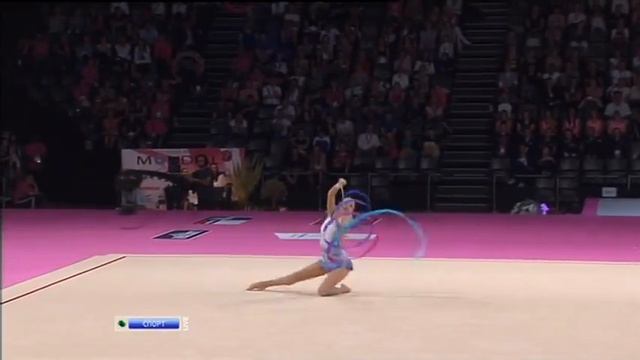 Евгения Канаева с лентой Финал Чемпионата мира 2011