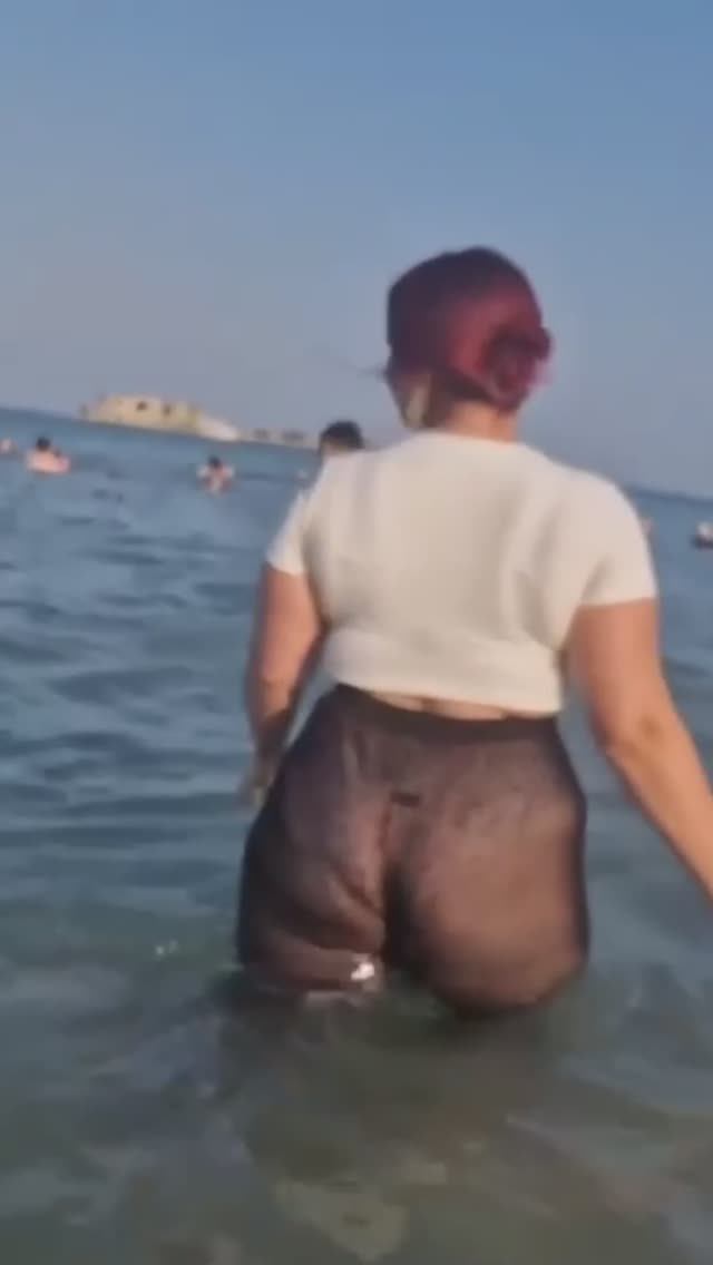 Сегодня я купаюсь!👍👍👍
