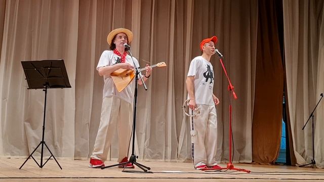 Кавер-дуэт Республика ЧАД  Песня Вечеринка под капучинку