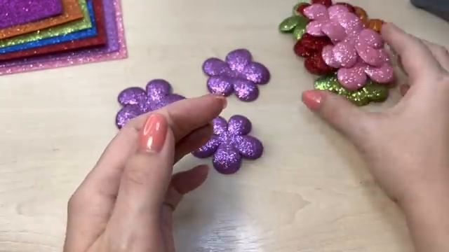 Простой способ! Роза из глиттерного фоамирана Flores de fomi