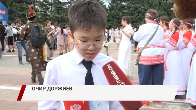 На главной площади республики отметили День России