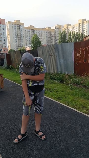 неудачное падение с горки