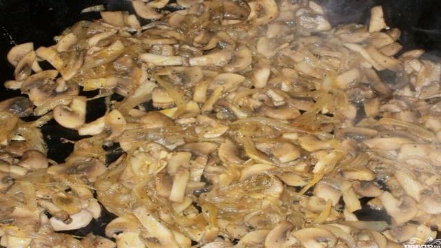 Картофельная запеканка с капустой в духовке