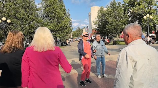 Дискотека начинается... 15.06.25...