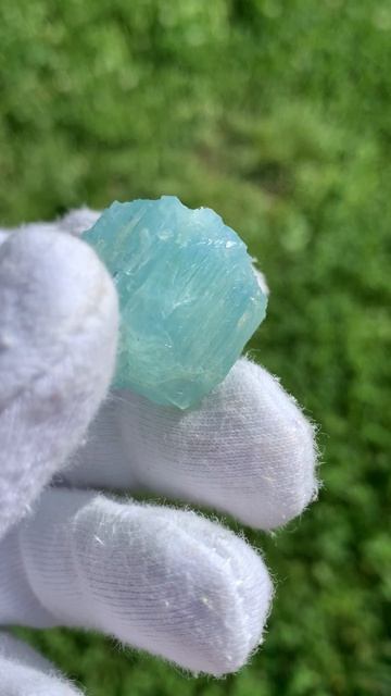 Аквамарин кристалл