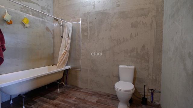 Горелово ул.Коммунаров, уч 108