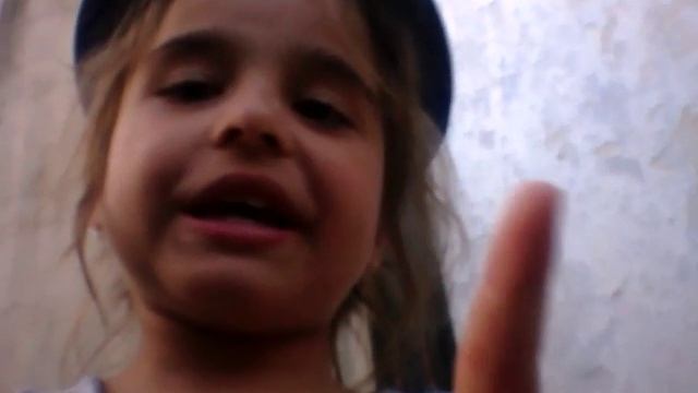 1000000039.mp4