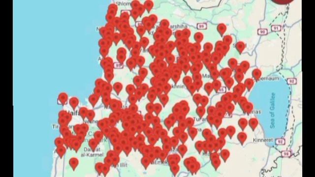 🇮🇷💥🇮🇱Иран выпустил залп ракет по Израилю: гремят взрывы и ревёт тревога
▪️ Несколько попаданий