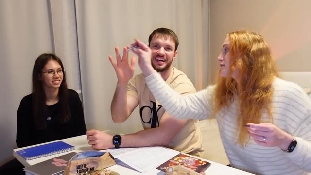 Ксюша пришла на УРОК АНГЛИЙСКОГО с ПРОВЕРКОЙ