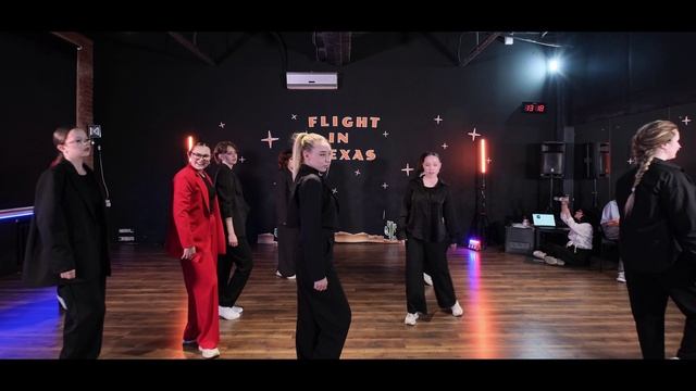 Старшая группа | EXO – Love Shot | Отчетный концерт школы k-pop танцев FLIGHT
