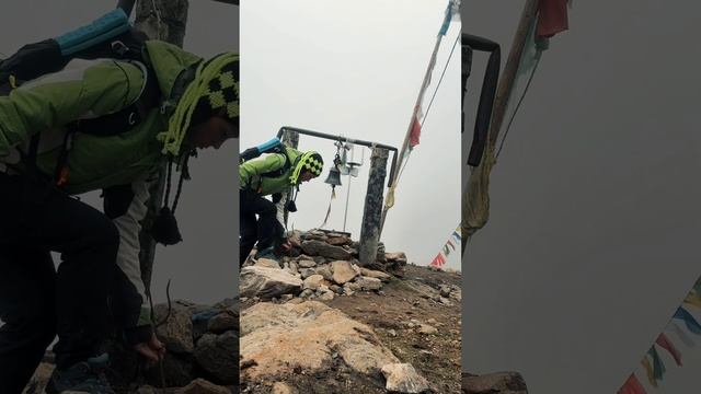 Озеро в Гималаях Госайкунда, Лангтанг, Непал