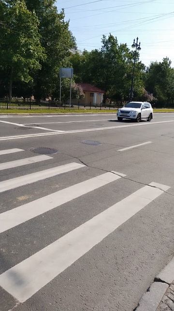 Большой проспект Васильевского острова, Петербург. 15 июня 2025.