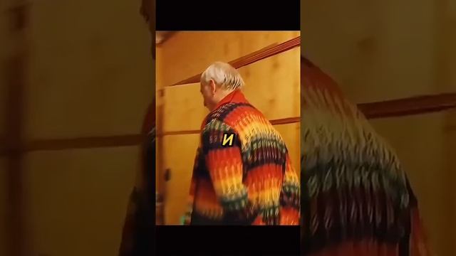 Авторитет поставил зека на место