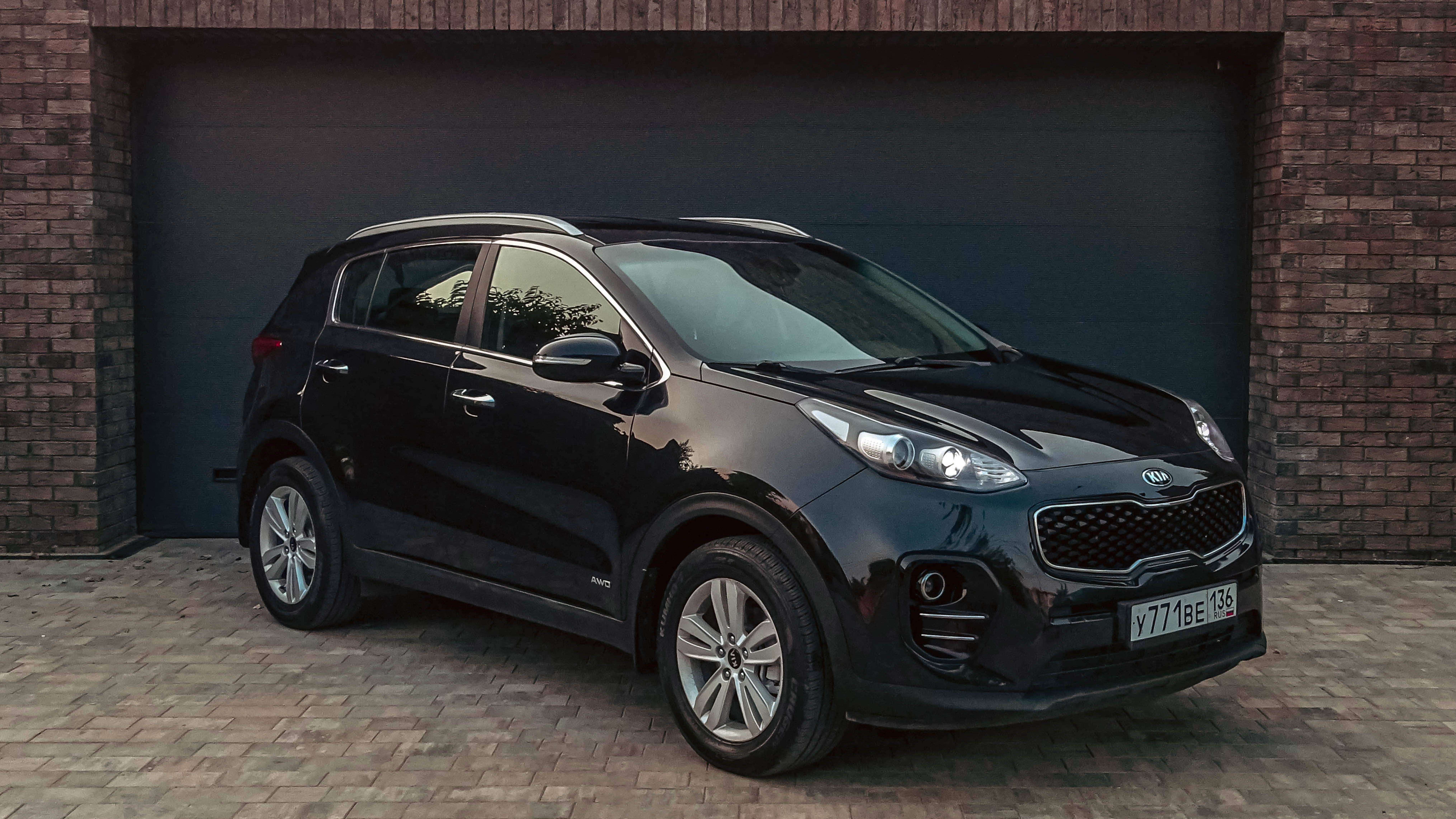KIA SPORTAGE 2018 БЕЗ ДТП, 1 ХОЗЯИН, 97000км, ЗЕЛЕНАЯ АВТОТЕКА 8-999-080-61-61 СРОЧНО НА ОСМОТР
