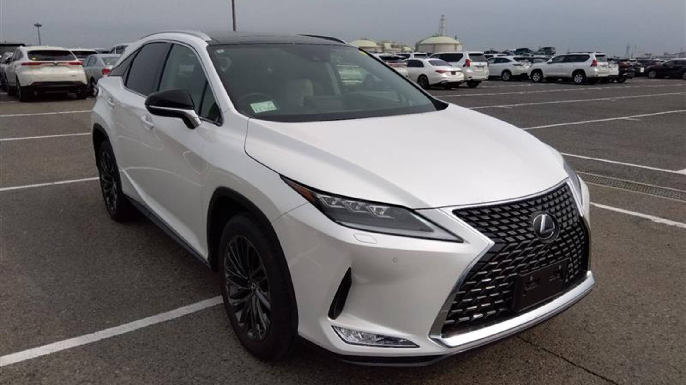 🔥Lexus RX300 2022г. Аукцион с оценкой 5 баллов. Пробег по Японии 12т.км.🔥 Цена 4.3🍋