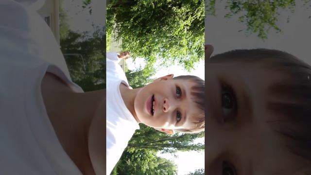 Я с Артёмом на летней площадке