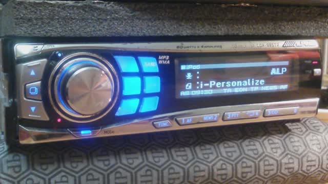 Alpine CDA-9857R Demo