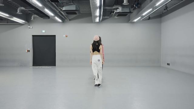 ITZY "Twenty" Dance Practice