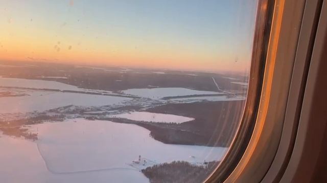 Воспоминание о полёте. В Сочи. Кататься на лыжах. Неплохая песенка. Ты моя идилия.., мой кислород...