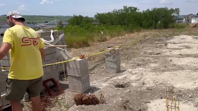 Бурим сваи под дом в Семигорье