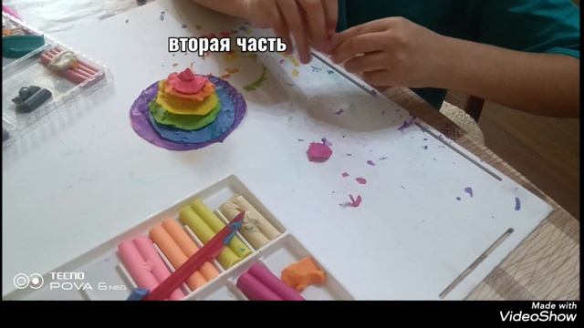 торт для вас разноцветный делаю из картона и из пластилина