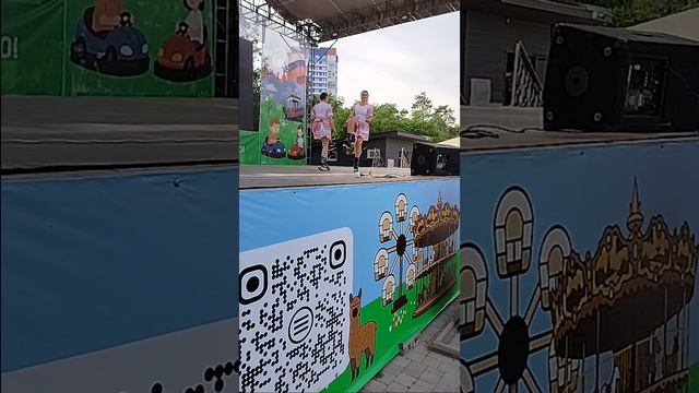 Номер в исполнении лидеров клуба Kangoo Volgograd