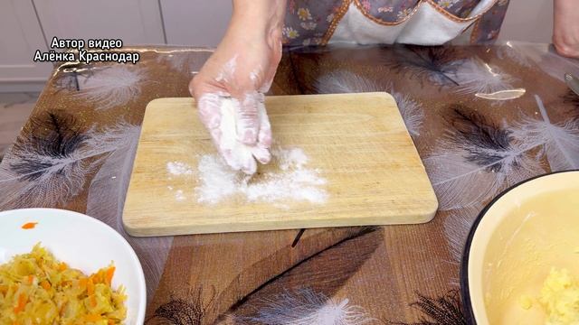 Картофельные зразы с капустой — простое и очень вкусное блюдо, которое точно понравится всей семье