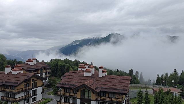 Смотреть на горы можно вечно...