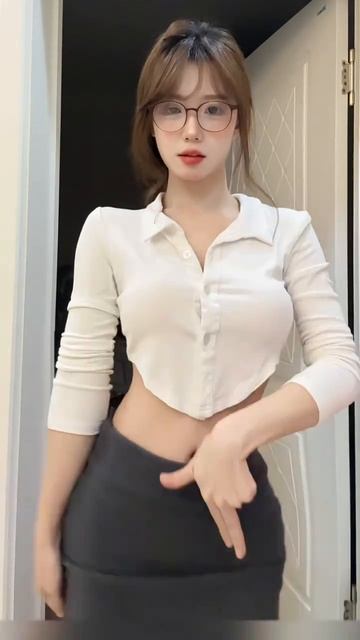 японочка в форме