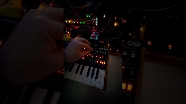🫶 мой маленький JUPITER-8, крутим ручки в эмбиент 🎛️