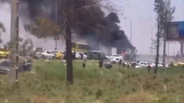 Армия обороны Израиля публикует кадры удара по иранскому ЗРК, предположительно, Mersad-16 на дороге