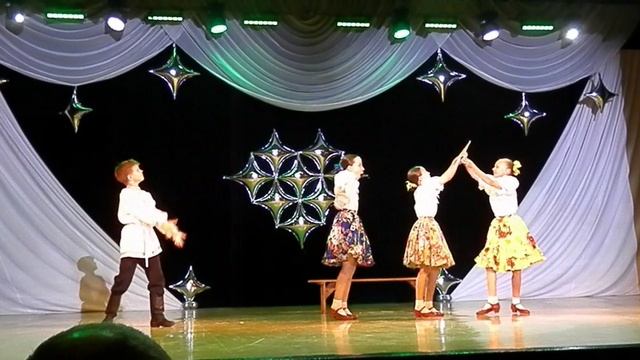 "Весёлый квартет": ансамбль "Искорки" (г. Анапа, 13.06.2025)