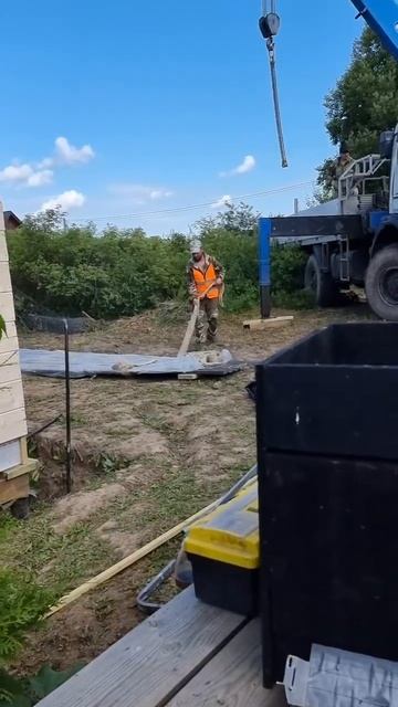 Проект действительно интересный, так как дом, к которому мы пристраивали модули был из бруса!