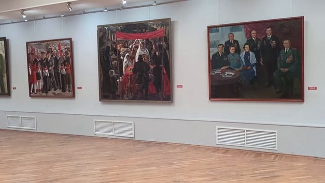 Картина «Женщины Дагестана - фронту». Автор - Мушаил Мушаилов