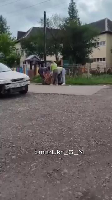 Отлов пушечного мяса на Украине идет полным ходом.Беспредел душегубов из СС ТЦК стал обыденностью