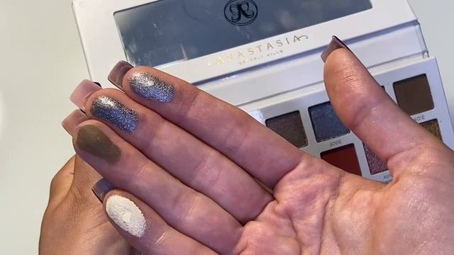 Лимитка Карли Байбел Swatches&Viewers MakeUp