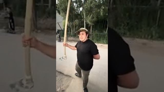 YOSHLIKDAGI GILAM YUVISH