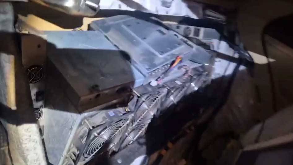 В Абхазию из Сочи пытались тайно провезти оборудование для майнинга