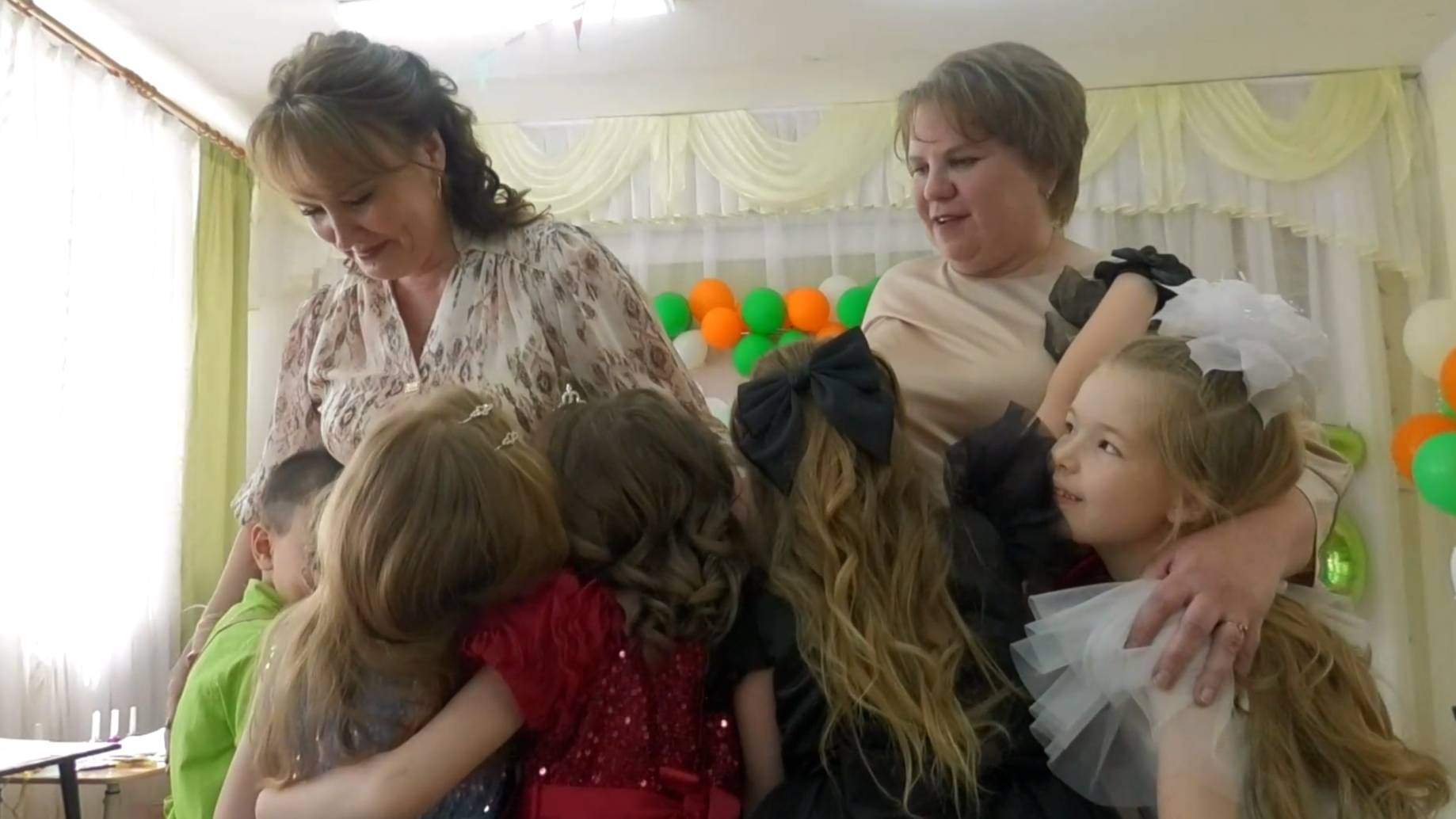 Прощальные обнимашки