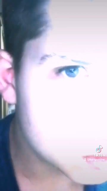 теплый ветер гладит лицо, а я глажу твоё... #youtube