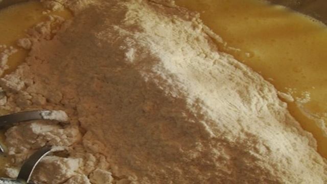 Черничный кекс в мультиварке