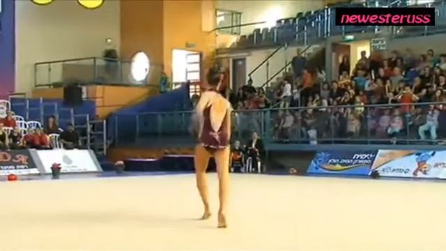 Александра Меркулова (Россия) мяч - Холон 2013： выступление в художественной гимнастике
