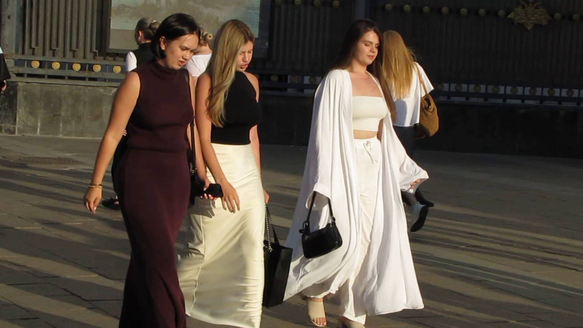 STREET STYLE на Арбате в Москве, прогулка от метро
