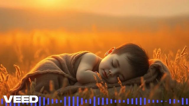 Женщина уходит из роддома